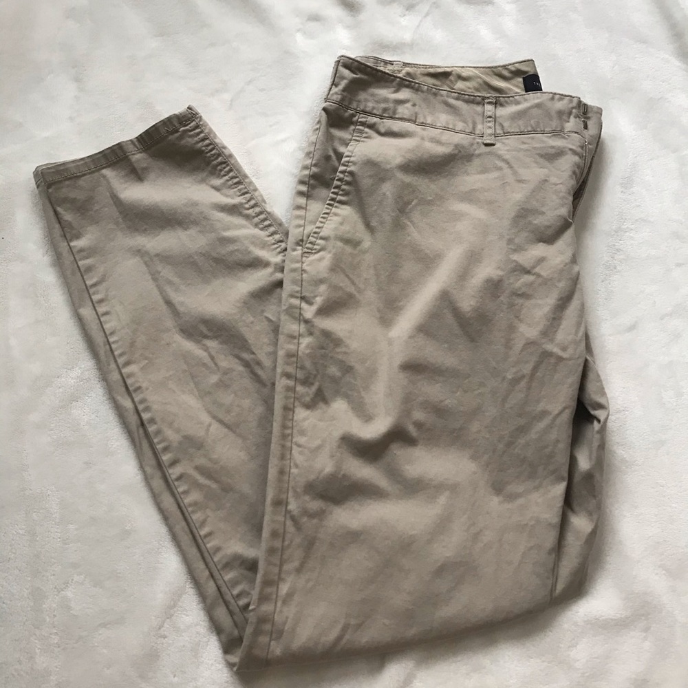 Limited size 6 khaki pants